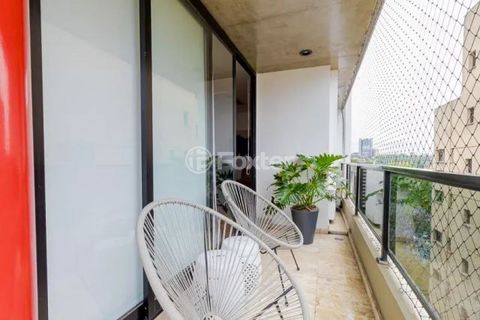 Image 10 - 865671