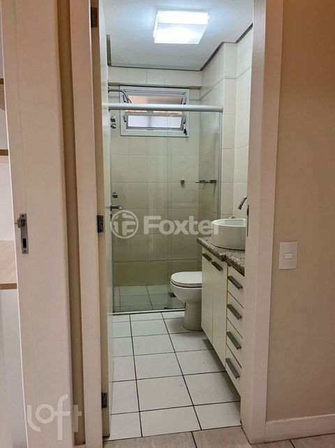 Image 7 - 865750