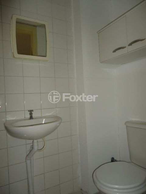 Image 10 - 865812