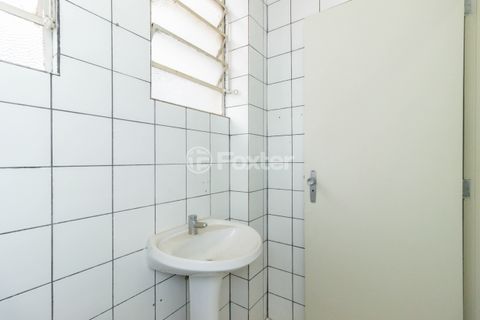 Image 7 - 865856