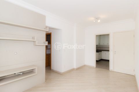Image 7 - 865882