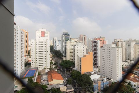 Image 6 - 865882