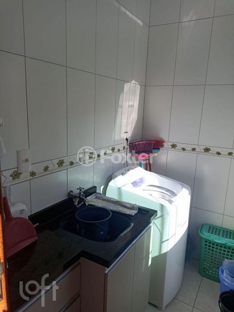 Image 3 - 865884
