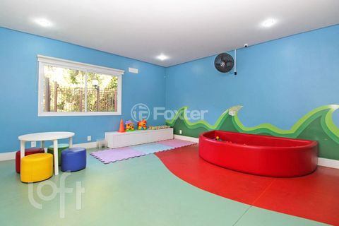 Image 19 - 865886