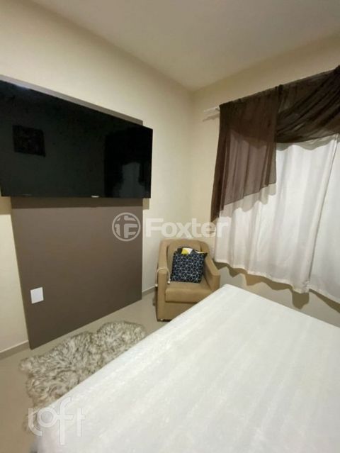 Image 7 - 865948
