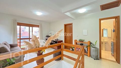 Image 19 - 865992