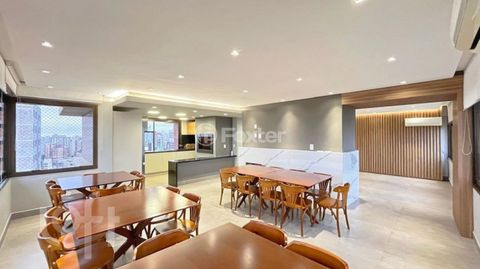 Image 19 - 866016