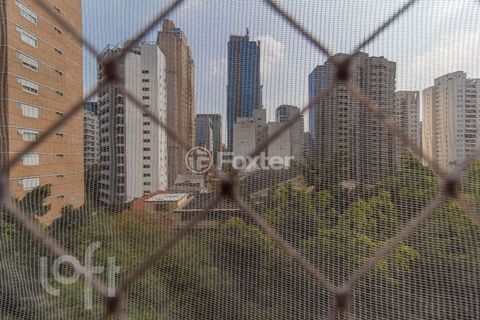 Image 13 - 866021