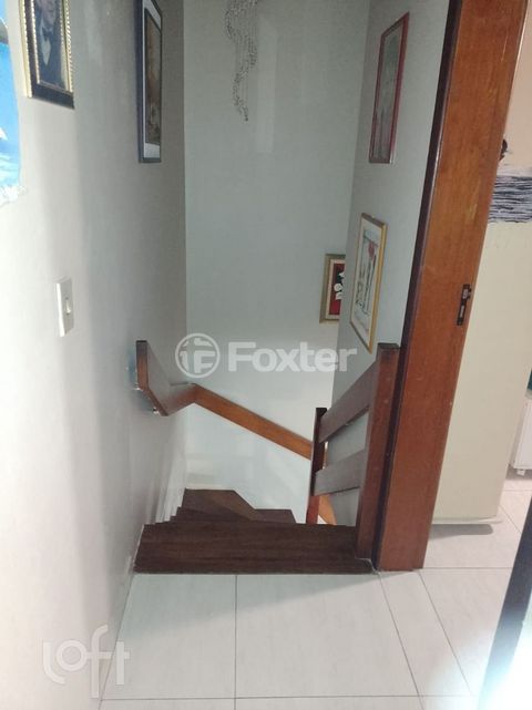 Image 8 - 866061