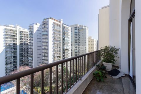 Image 11 - 866093