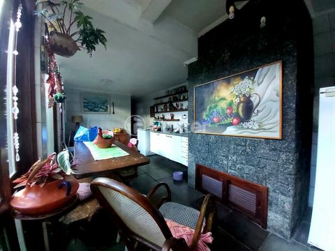 Image 8 - 866115