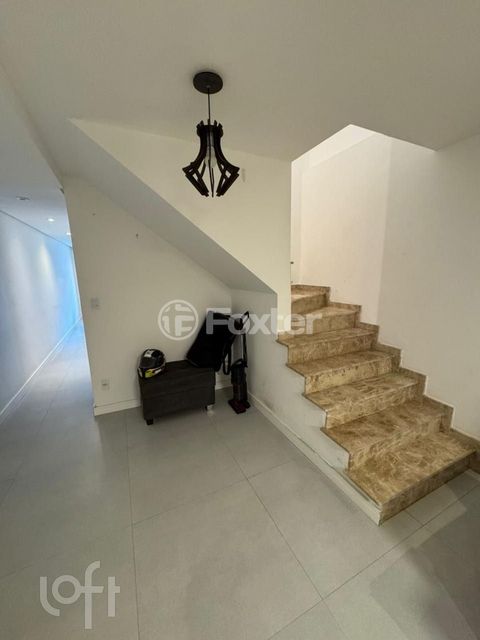Image 1 - 866127