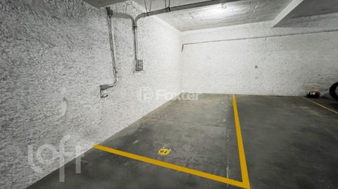 Image 19 - 866203