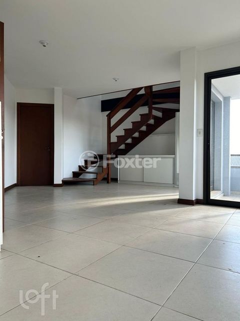 Image 11 - 866228