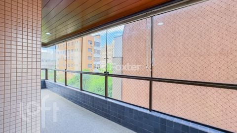 Image 8 - 866271