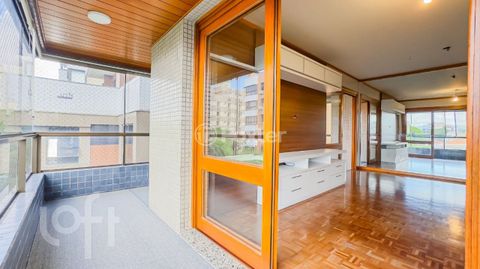 Image 6 - 866271