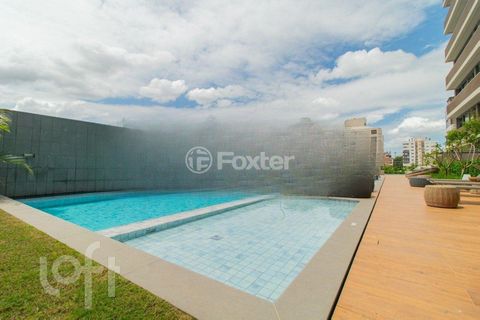 Image 14 - 866301