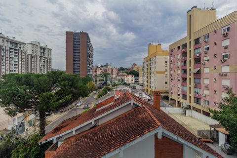 Image 13 - 866316