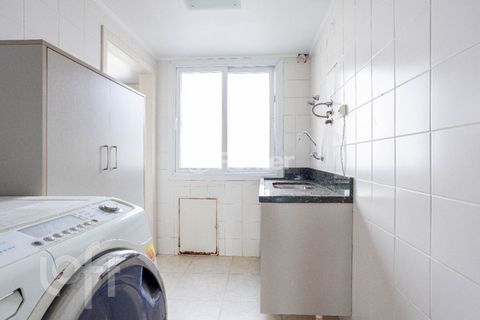 Image 9 - 866359