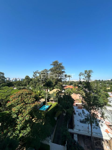 Image 6 - 866383