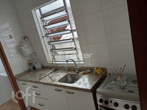 Image 13 - 866431