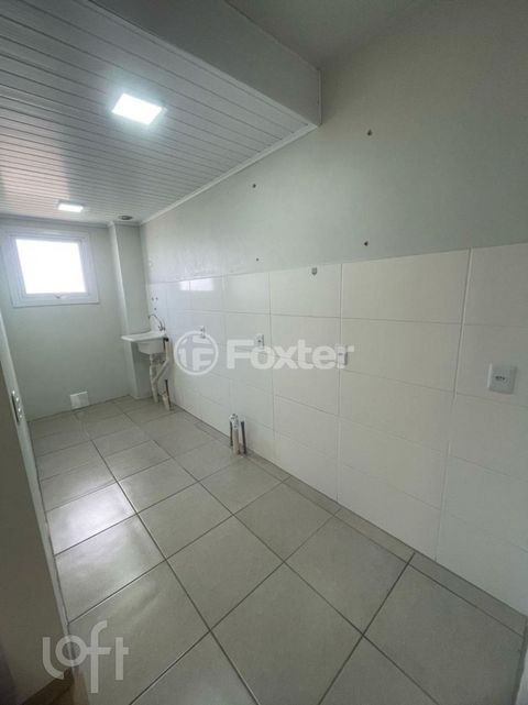 Image 4 - 866439