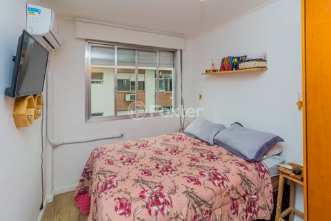 Image 7 - 866459