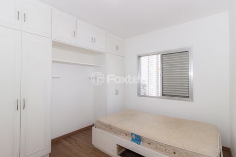 Image 7 - 866460