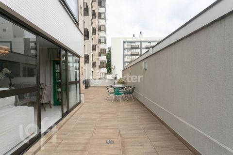 Image 6 - 866530