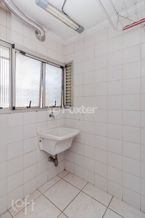 Image 16 - 866604
