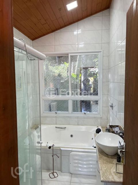 Image 7 - 866606