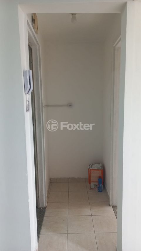 Image 8 - 866608