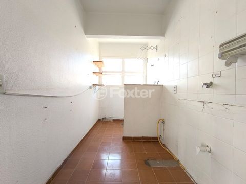 Image 11 - 866610