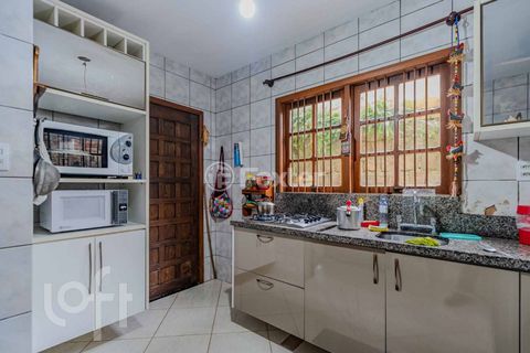 Image 10 - 866625