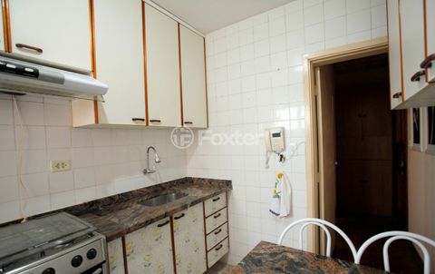 Image 12 - 866631