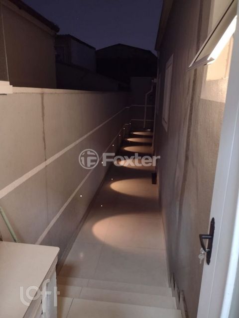 Image 10 - 866637