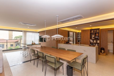 Image 7 - 866641