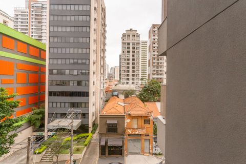 Image 16 - 866641