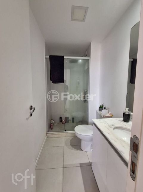 Image 8 - 866656