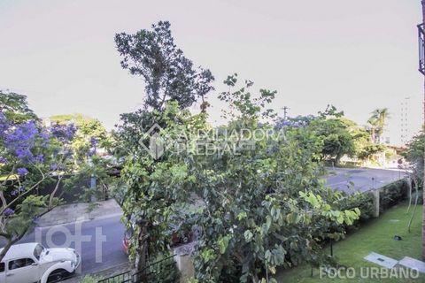 Image 12 - 866660