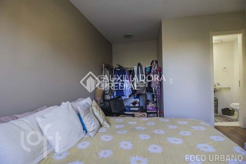 Image 10 - 866660