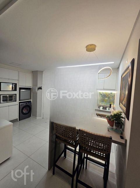 Image 3 - 866661