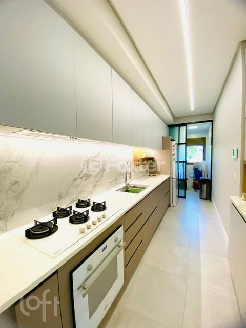 Image 2 - 866665