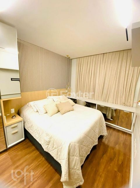 Image 12 - 866665