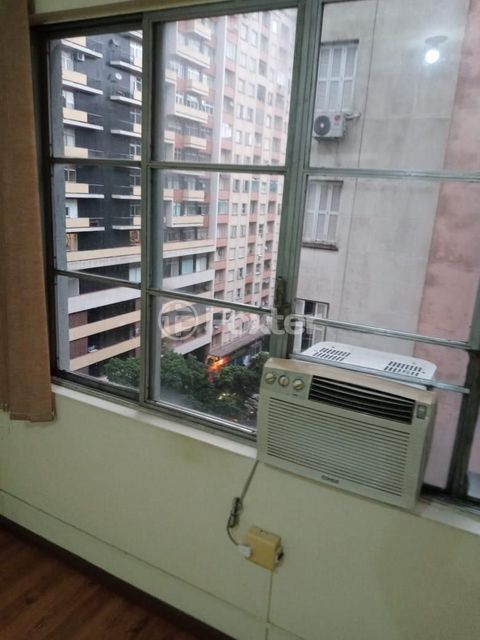 Image 7 - 866681