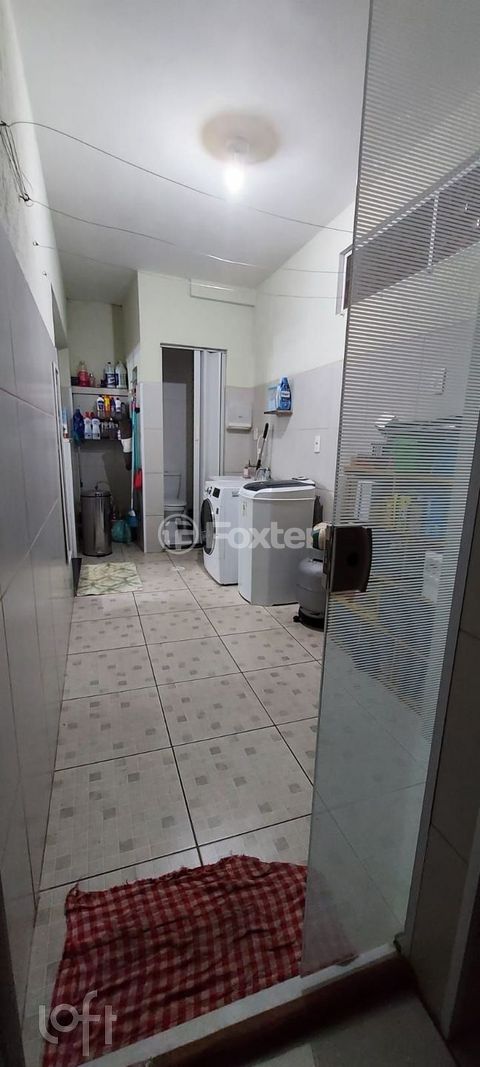 Image 6 - 866686