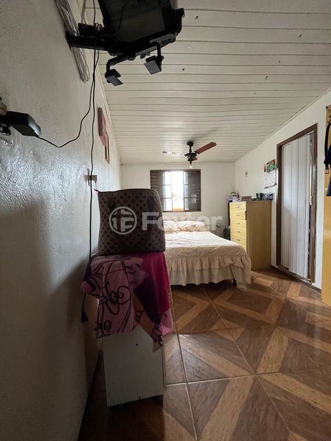 Image 4 - 866697