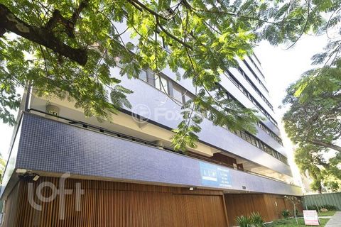 Image 8 - 866714