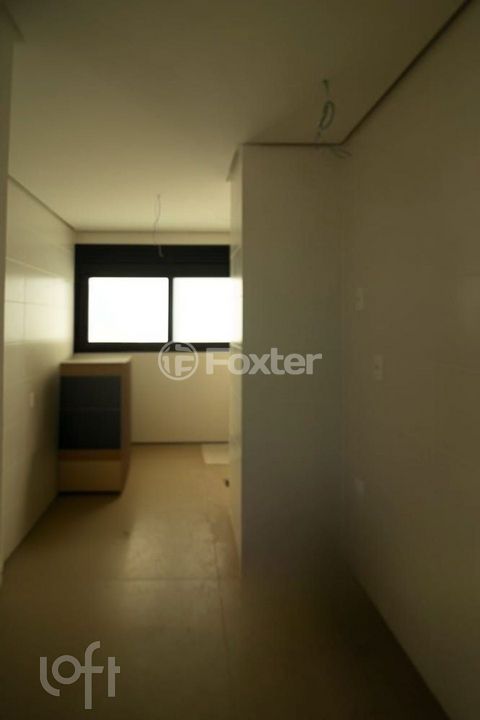 Image 13 - 866714