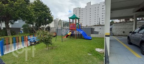 Image 12 - 866734
